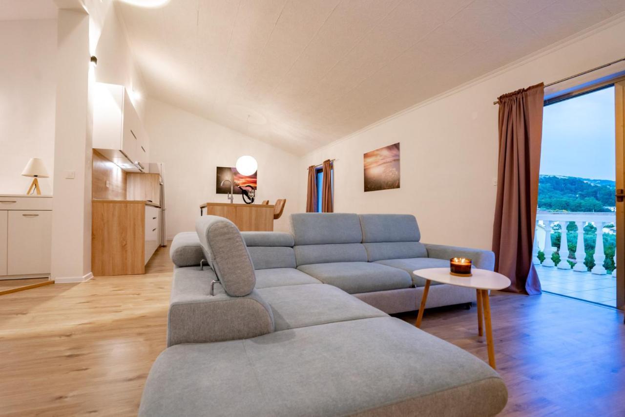 Grguric Apartments Palit Eksteriør billede
